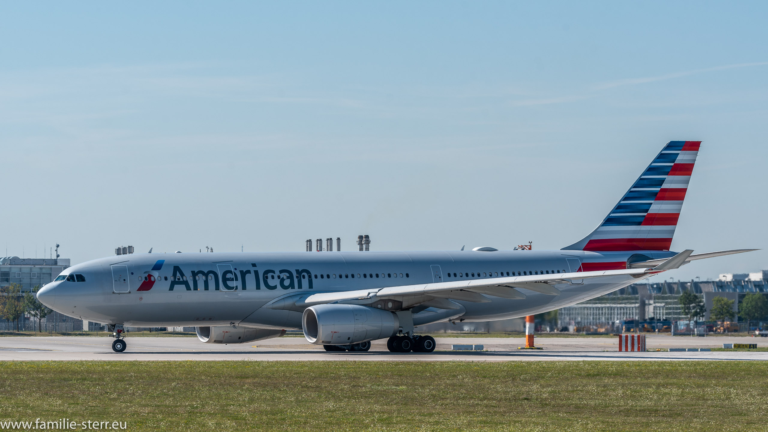 N292AY